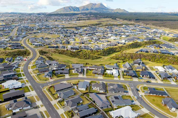 4 Tawhai Crescent Wharewaka_19