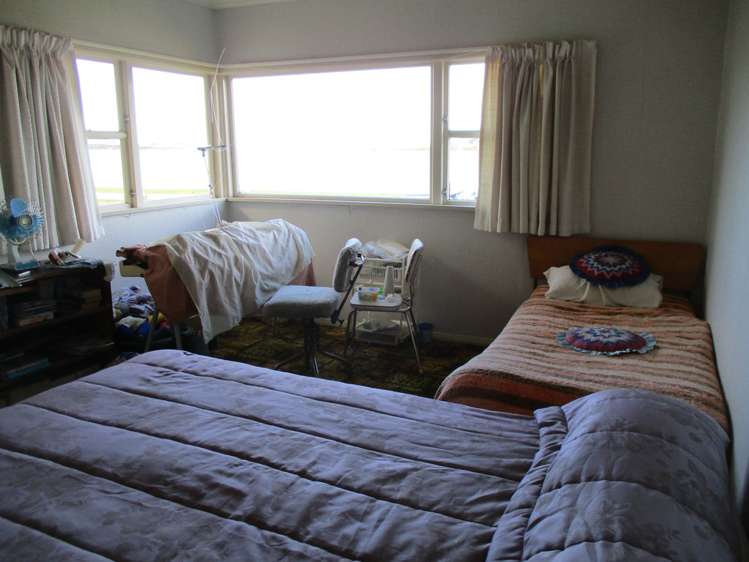 7 Park Lane Owaka_25