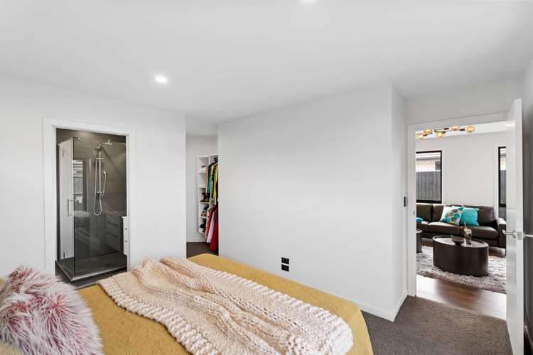 9 Gallop Lane Yaldhurst_14