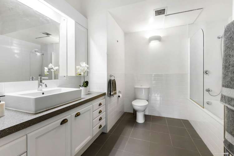 4h/5 Parliament Street Auckland Central_17