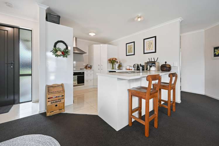 30 Kawariki Drive Baverstock_5