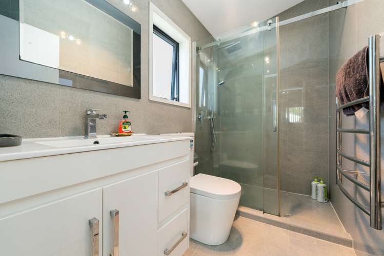 2 Mile Place Henderson_10