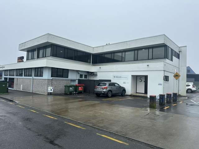 A grade office and car parks in Fitzroy