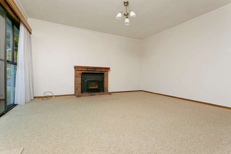 1 Vodanovich Road Te Atatu South_8