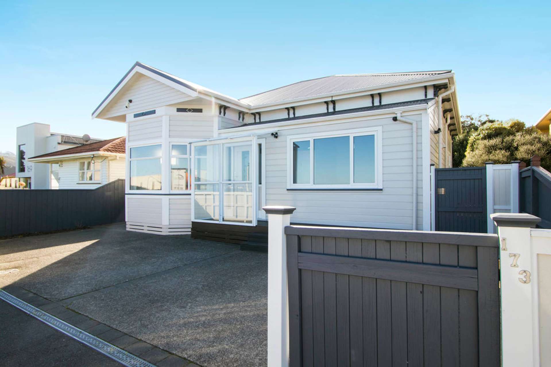 173 The Esplanade Petone_0