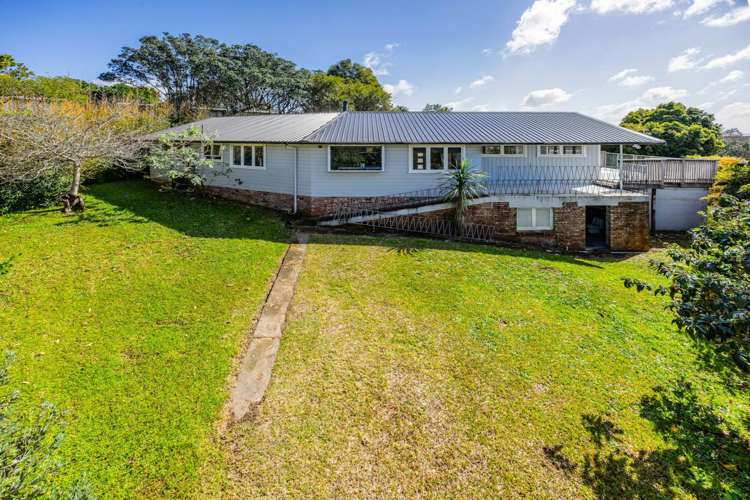 64 Astley Avenue New Lynn_1
