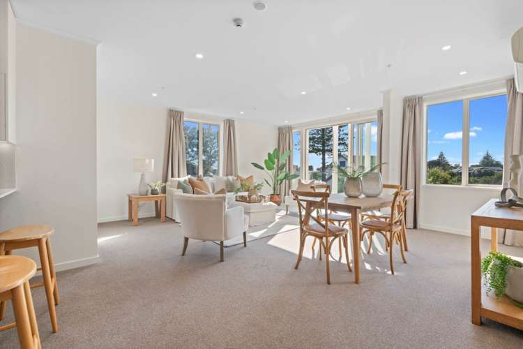 15 Centreway Road_2