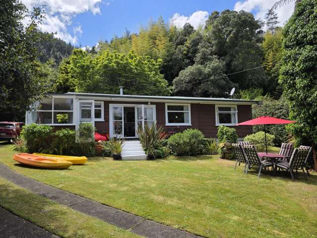 Bellbird Cottage - A Hidden Treasure