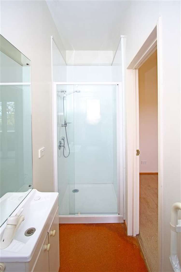 2/418 Beach Road Mairangi Bay_14