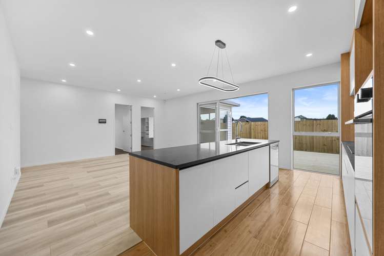 5 Tuwai Crescent Opaheke_7