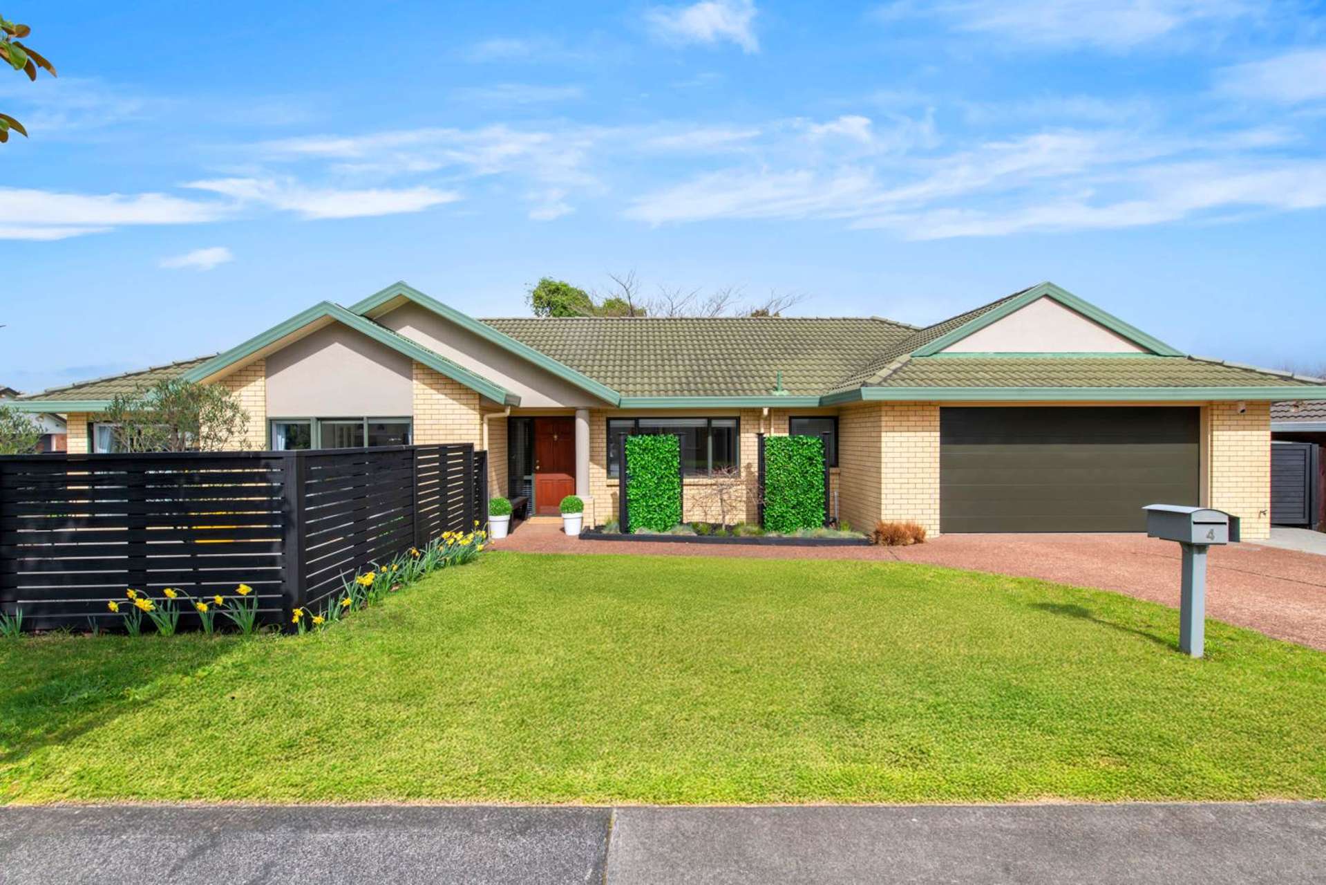 4 Riplington Road Huntington Park_0