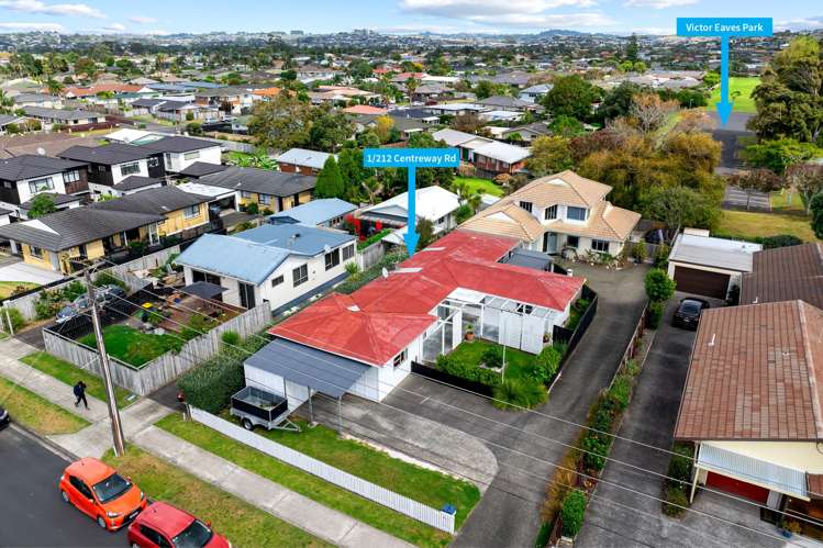 1/212 Centreway Road Orewa_22