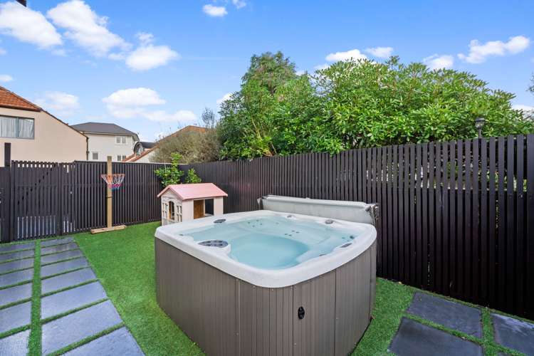 210 East Coast Road Forrest Hill_23