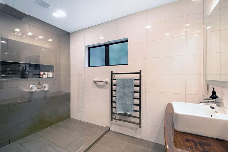 125 Stoney Creek Drive Waitakere_18