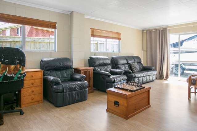 72 Astley Avenue New Lynn_4