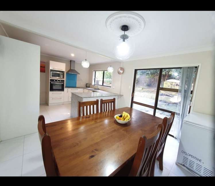 24 Eugenia Rise Totara Heights_4