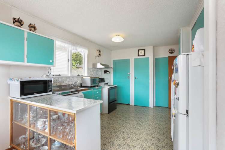 34 Kelwyn Road Kelston_11