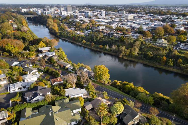 376 River Road Claudelands_39