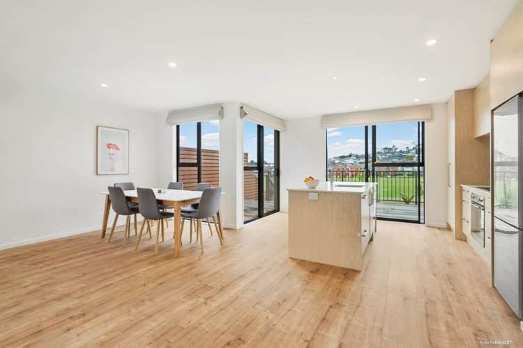 99 Bonair Crescent Silverdale_7