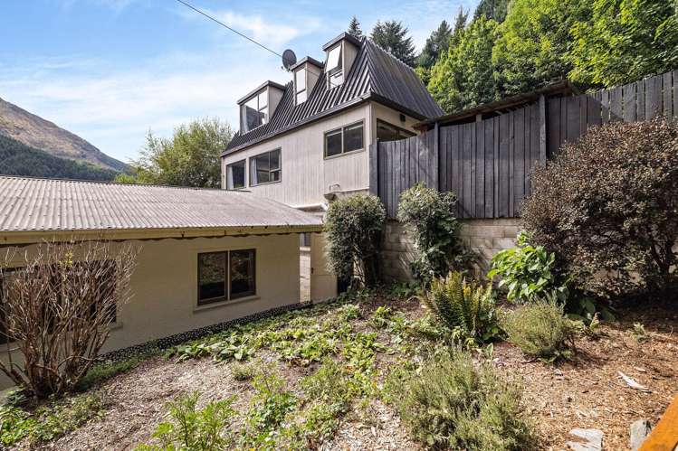 125 Hallenstein Street Queenstown_21