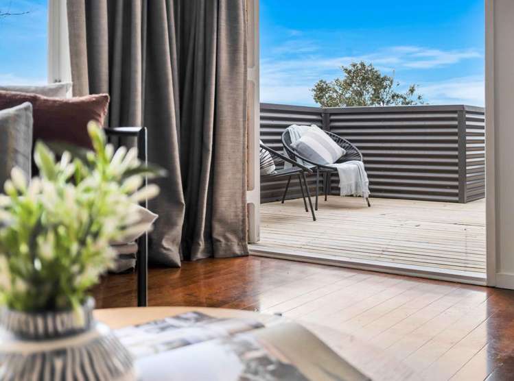 107 Sutherland Road Brookfield_8