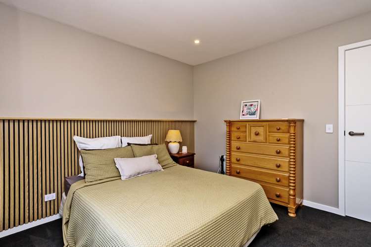 22 Glenda Place Seaward Bush_18