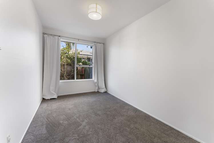 2/145b Clarence Street Riccarton_8