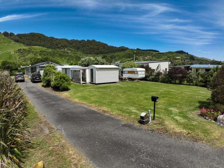 45 Fortescue Street Māhia_11