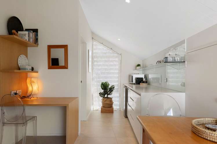 117 Main Road Redcliffs_24
