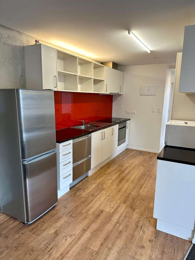 10/2 Torrens Terrace Mount Cook_2