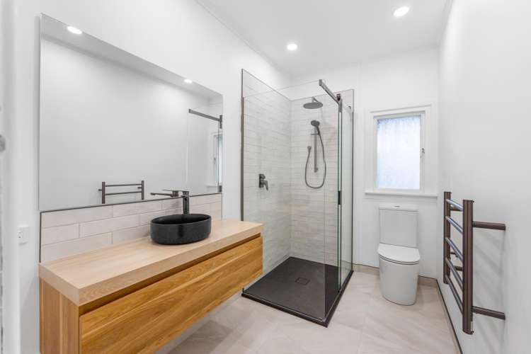 14 Rimu Street Strandon_12