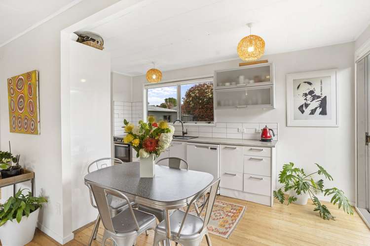 35b Beach Road Te Atatu Peninsula_19