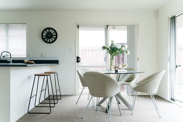 14 Mark Carter Place Flat Bush_4