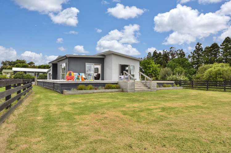 958 Kahikatea Flat Road Waitoki_23
