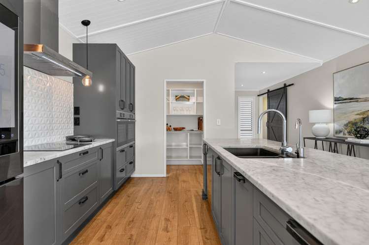 34 Alan Livingston Drive Cambridge_7