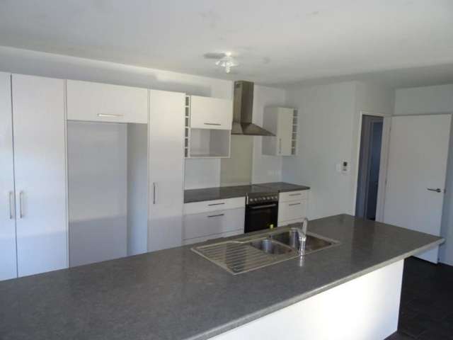 33 Moore Street Rolleston_2