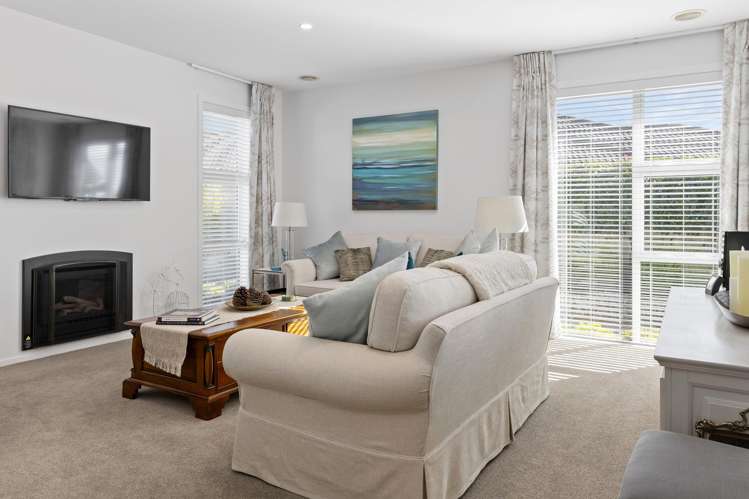 13 Tuhua Close Wharewaka_11