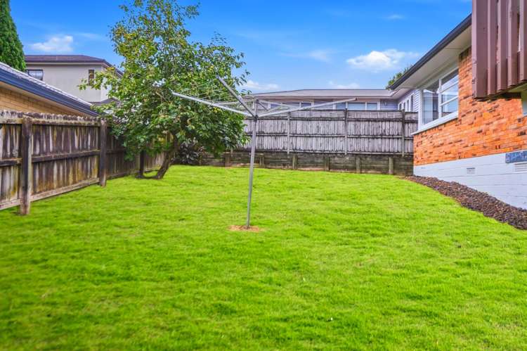 7 Bond Crescent Forrest Hill_13