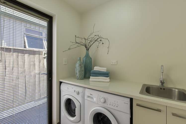 100a Fisher Parade Sunnyhills_16