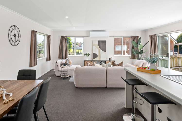 10a Mabian Crescent Deanwell_5