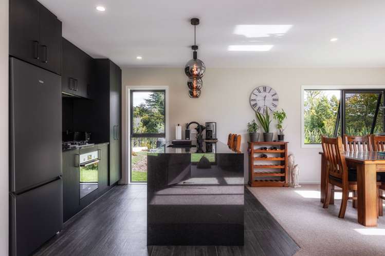 634 Beaconsfield Valley Road_3
