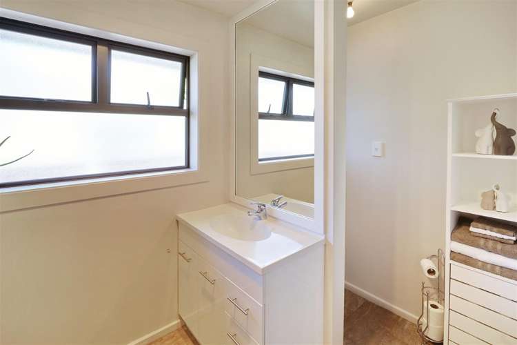 53 Blankney Street Hornby_14