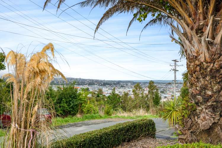 97 Leckhampton Court Clyde Hill_8