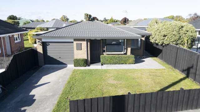 16 Bourne Crescent Papanui_1