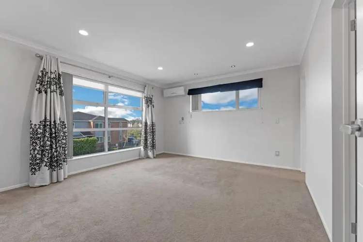 4 Bruckless Drive Flat Bush_10