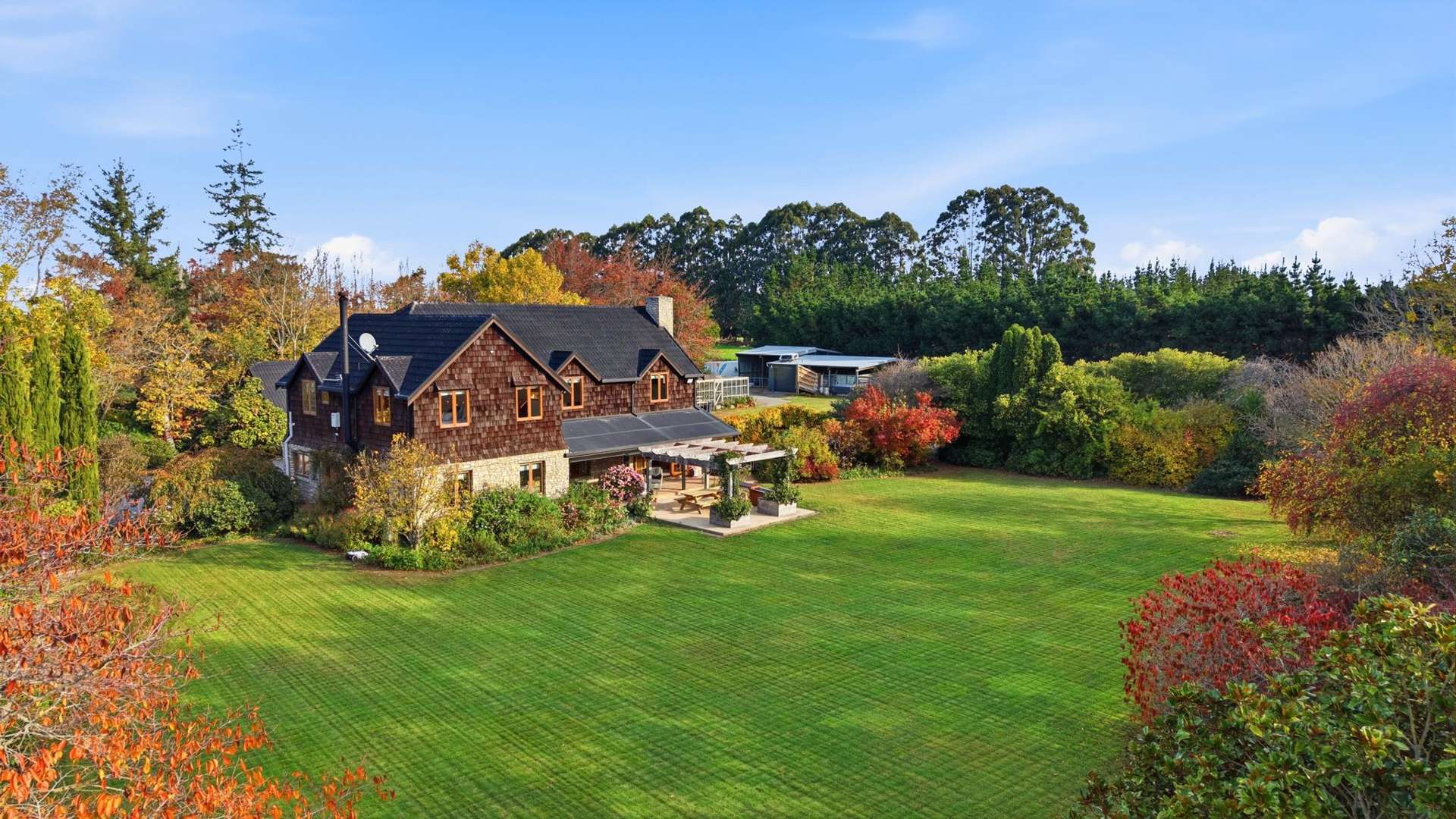 313 Plaskett Road Fernside_0