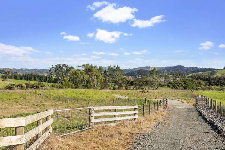 198 Amreins Road Taupaki_9