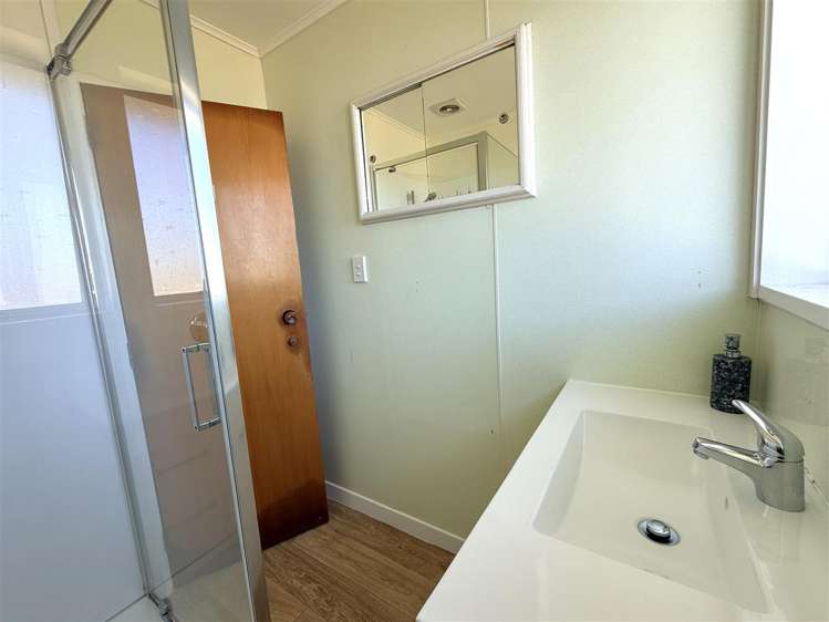 44 Arnott Heights Greymouth_16