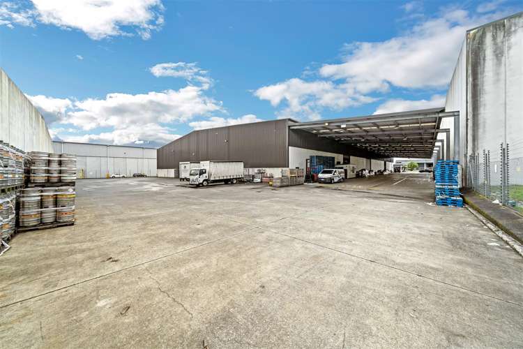 22 Ha Crescent Wiri_10