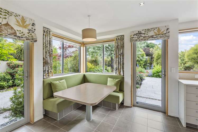 37 Chateau Drive Burnside_6